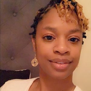 Meet your Posher, Semika